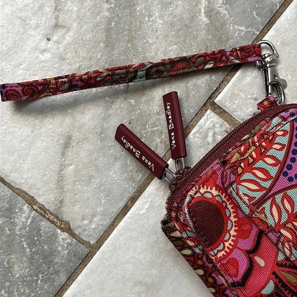 Vera‎ Bradley wristlet - Picture 3 of 16